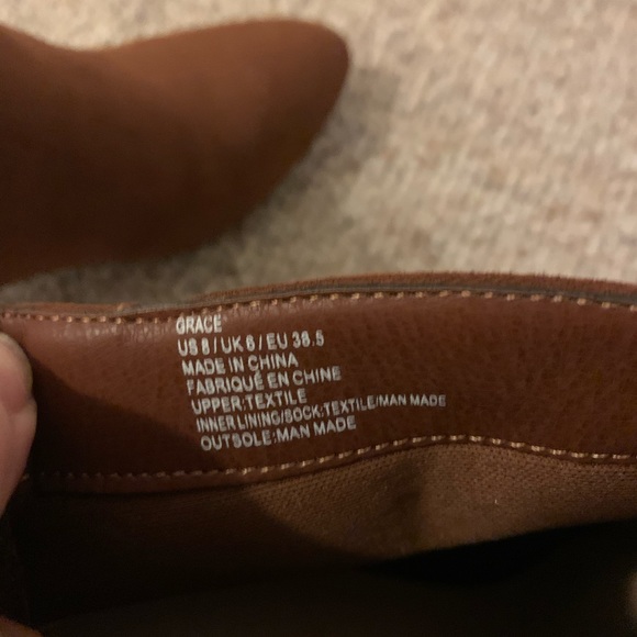 Grace Block Heeled Bootie - Picture 2 of 3